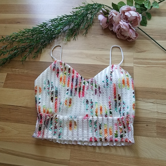 Best Cody Tops - $10 White Floral Print Crop Top